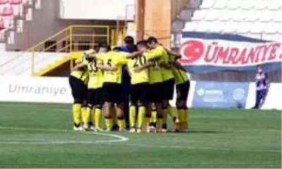 TFF 1. Lig: Ümraniyespor: 1 İstanbulspor: 3 TFF 1. Lig: Ümraniyespor: 1 İstanbulspor: 3