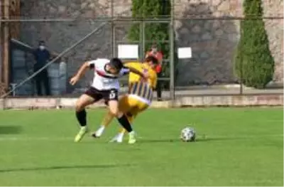 TFF 3. Lig: Belediye Derincespor: 1 Manisaspor: 0 TFF 3. Lig: Belediye Derincespor: 1 Manisaspor: 0