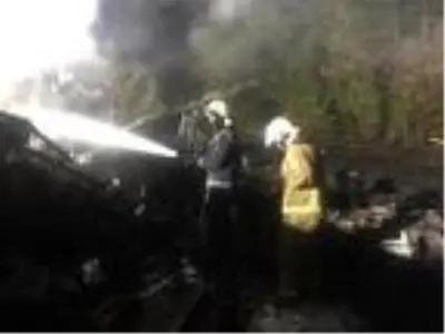 Ukrayna'da askeri uçağın düşme anı kamerada Ukrayna'da askeri uçağın düşme anı kamerada
