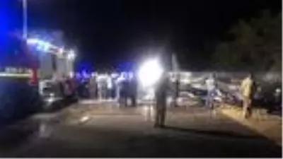 Ukrayna'da askeri uçağın düşme anı kamerada Ukrayna'da askeri uçağın düşme anı kamerada