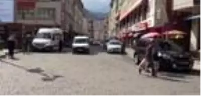 Valinin 'komşuluk ilişkilerini askıya alın' çağrısına uyuluyor Valinin 'komşuluk ilişkilerini askıya alın' çağrısına uyuluyor