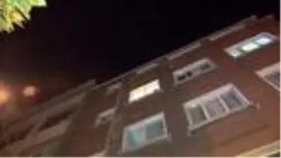 Yabancı uyruklu genç kadın apartman merdivenlerinde ölü bulundu Yabancı uyruklu genç kadın apartman merdivenlerinde ölü bulundu