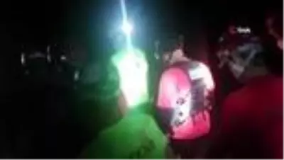 Yürüyüş için vadiye çıktı, kayboldu ekipler tarafından yaralı olarak kurtarıldı Yürüyüş için vadiye çıktı, kayboldu ekipler tarafından yaralı olarak kurtarıldı