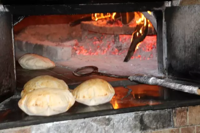 60 yaşında kendi işini kurdu, iş yerinde komşularını istihdam etti 60 yaşında kendi işini kurdu, iş yerinde komşularını istihdam etti