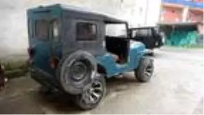 70 yıllık cipler, Karadeniz'in zorlu yollarını aşıyor 70 yıllık cipler, Karadeniz'in zorlu yollarını aşıyor