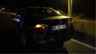 Adana'da aynı anda aynı yerde iki kaza: 3 yaralı Adana'da aynı anda aynı yerde iki kaza: 3 yaralı