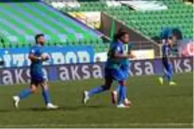 Aytemiz Alanyaspor: 1-1 Aytemiz Alanyaspor: 1-1