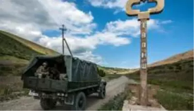 Azerbaycan ve Ermenistan arasında Dağlık Karabağ çatışması Azerbaycan ve Ermenistan arasında Dağlık Karabağ çatışması