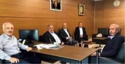 Başkan Gür Zeki Gül'ü ziyaret etti Başkan Gür Zeki Gül'ü ziyaret etti
