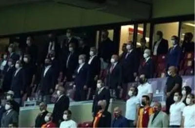Başkanlar derbiyi beraber izliyor Başkanlar derbiyi beraber izliyor
