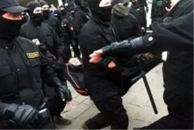 Son dakika haberi | - Belarus'ta Lukaşenko karşıtı protestolar 7. haftasında- Yaklaşık 200 gösterici gözaltına alındı Son dakika haberi | - Belarus'ta Lukaşenko karşıtı protestolar 7. haftasında- Yaklaşık 200 gösterici gözaltına alındı