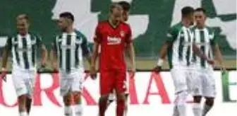 Ömer Ali: Beşiktaş, Süper Lig'in 3. haftasında İttifak Holding Konyaspor'a 4-1 mağlup oldu Ömer Ali: Beşiktaş, Süper Lig'in 3. haftasında İttifak Holding Konyaspor'a 4-1 mağlup oldu