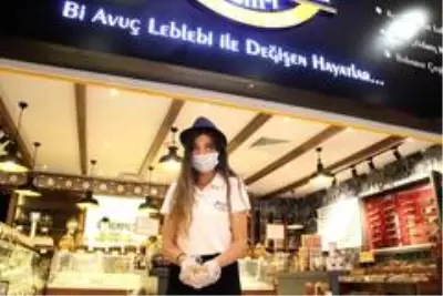 Bir avuç leblebi ile öğrencilerin hayatını değiştirme çabası Bir avuç leblebi ile öğrencilerin hayatını değiştirme çabası