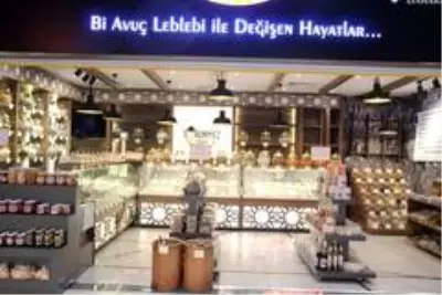 Bir avuç leblebi ile öğrencilerin hayatını değiştirme çabası Bir avuç leblebi ile öğrencilerin hayatını değiştirme çabası