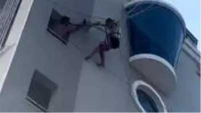 Deniz paraşütünü çeken teknenin türbin motoruna halat dolandı! Eğitmenlerin profesyonelliği büyük faciayı önledi Deniz paraşütünü çeken teknenin türbin motoruna halat dolandı! Eğitmenlerin profesyonelliği büyük faciayı önledi