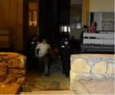 Doğalgazlı fırının hortumunu kesti, ?binayı patlatacağım? ihbarında bulundu Doğalgazlı fırının hortumunu kesti, ?binayı patlatacağım? ihbarında bulundu