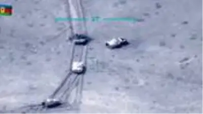 Ermenistan askerleri, çatışma bölgesinde zırhlı araçlarını bırakarak kaçtı Ermenistan askerleri, çatışma bölgesinde zırhlı araçlarını bırakarak kaçtı