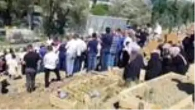 Esenyurt'ta taksi durağındaki silahlı kavga Esenyurt'ta taksi durağındaki silahlı kavga