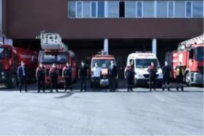 Son dakika haberi... Eskişehir OSB Başkanı Küpeli'den EOSB İtfaiye birimine ziyaret Son dakika haberi... Eskişehir OSB Başkanı Küpeli'den EOSB İtfaiye birimine ziyaret