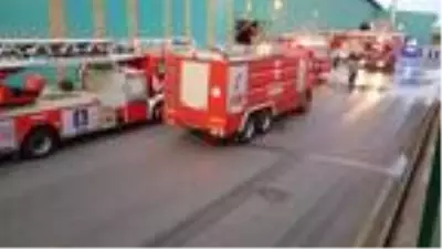 Son dakika haberi: Fabrikadaki yangın korkuttu Son dakika haberi: Fabrikadaki yangın korkuttu