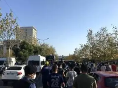 Fenerbahçe, derbiye coşkuyla uğurlandı Fenerbahçe, derbiye coşkuyla uğurlandı