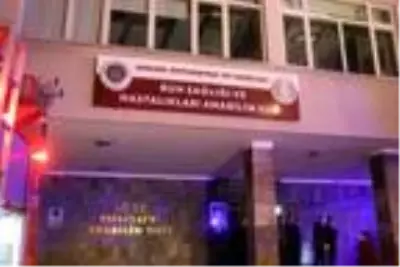 HASTANE ODASINDA YANGIN ÇIKARAN PSİKİYATRİ HASTASI ÖLDÜ, 2 KİŞİ YARALANDI - 2 HASTANE ODASINDA YANGIN ÇIKARAN PSİKİYATRİ HASTASI ÖLDÜ, 2 KİŞİ YARALANDI - 2