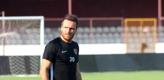 İlk Süper Lig maçına 36 yaşında çıkan Hataysporlu Mesut Çaytemel'den gençlere tavsiye: Vazgeçmemeleri lazım