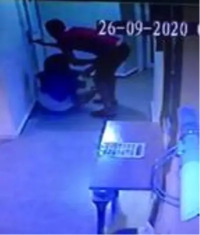 Marmaris'te otelde tanıştığı İngiliz kadına cinsel saldırıda bulunan şahıs tutuklandı Marmaris'te otelde tanıştığı İngiliz kadına cinsel saldırıda bulunan şahıs tutuklandı