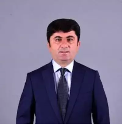 İşe giremeyen kadından ilginç tepki: 'Sen kurayla mı başkan oldun' İşe giremeyen kadından ilginç tepki: 'Sen kurayla mı başkan oldun'