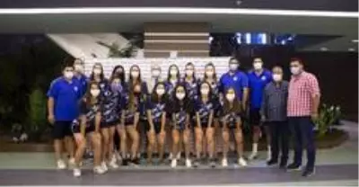 İzmirsporlu kadın voleybolcular sağlık kontrolünden geçti İzmirsporlu kadın voleybolcular sağlık kontrolünden geçti