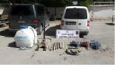 Kaçak define kazısında elektrik akımına kapılarak öldü Kaçak define kazısında elektrik akımına kapılarak öldü