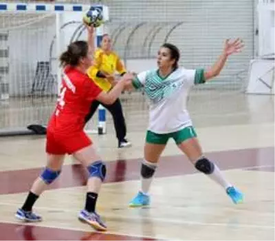 Kadınlar Hentbol Süper Ligi: Sivas Belediyespor: 32 - İzmir Büyükşehir Belediye: 35 Kadınlar Hentbol Süper Ligi: Sivas Belediyespor: 32 - İzmir Büyükşehir Belediye: 35
