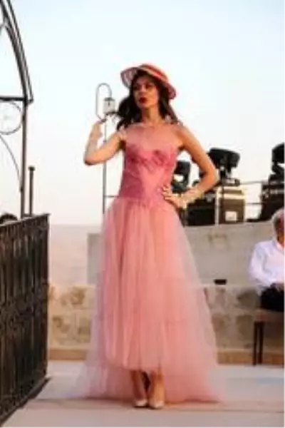 Kapadokya'da Moda Haftası düzenlendi Kapadokya'da Moda Haftası düzenlendi