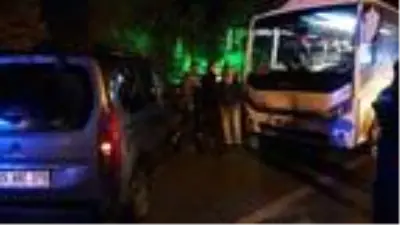 Son dakika haber! Kırmızı ışıkta duramayan midibüs zincirleme kazaya neden oldu: 7 yaralı Son dakika haber! Kırmızı ışıkta duramayan midibüs zincirleme kazaya neden oldu: 7 yaralı