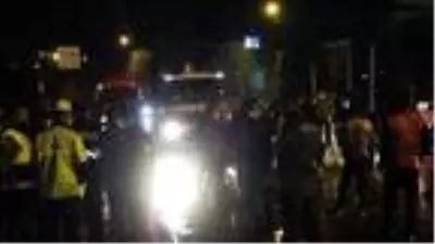 Son dakika haber! Kırmızı ışıkta duramayan midibüs zincirleme kazaya neden oldu: 7 yaralı Son dakika haber! Kırmızı ışıkta duramayan midibüs zincirleme kazaya neden oldu: 7 yaralı