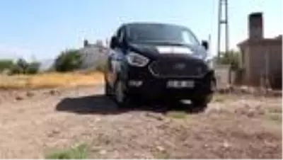 Kızılay'ın genç gönüllüleri bakıma muhtaç yaşlıların eli ayağı oldu Kızılay'ın genç gönüllüleri bakıma muhtaç yaşlıların eli ayağı oldu