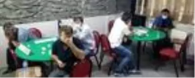 Koronavirüs temaslısı, kahvede kumar oynarken yakalandı Koronavirüs temaslısı, kahvede kumar oynarken yakalandı