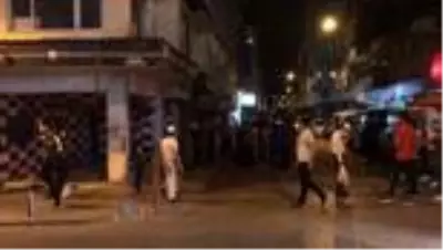 Son dakika haberleri... Küçükçekmece'de pompalıyla metruk bina önünde uyuşturucu isyanı Son dakika haberleri... Küçükçekmece'de pompalıyla metruk bina önünde uyuşturucu isyanı