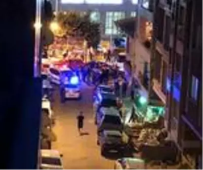 Son dakika haberleri... Küçükçekmece'de pompalıyla metruk bina önünde uyuşturucu isyanı Son dakika haberleri... Küçükçekmece'de pompalıyla metruk bina önünde uyuşturucu isyanı