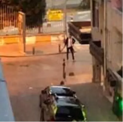 Son dakika haberleri... Küçükçekmece'de pompalıyla metruk bina önünde uyuşturucu isyanı Son dakika haberleri... Küçükçekmece'de pompalıyla metruk bina önünde uyuşturucu isyanı