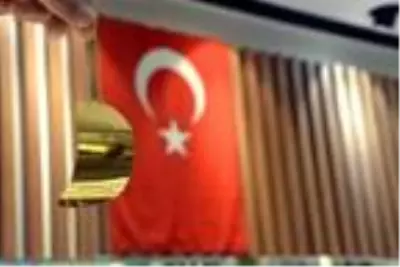 Külçe altından bileklik yaptı Külçe altından bileklik yaptı