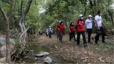 Manisalılar doğa yürüyüşünde buluştu Manisalılar doğa yürüyüşünde buluştu