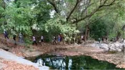 Manisalılar doğa yürüyüşünde buluştu Manisalılar doğa yürüyüşünde buluştu