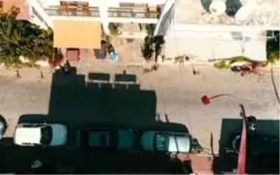 Milli güreşçinin 'drone'li evlilik teklifi turizmci nişanlısını sevince boğdu Milli güreşçinin 'drone'li evlilik teklifi turizmci nişanlısını sevince boğdu