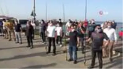Samsun'da amatör olta balıkçıları eylem yaptılar Samsun'da amatör olta balıkçıları eylem yaptılar