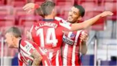 Suarez'in 2 gol attığı maçta Atletico Madrid, Granada'yı 6-1 mağlup etti Suarez'in 2 gol attığı maçta Atletico Madrid, Granada'yı 6-1 mağlup etti