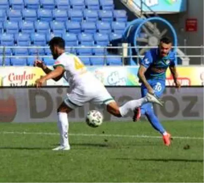 Çaykur Rizespor 3'ncü haftayı berabere tamamladı Çaykur Rizespor 3'ncü haftayı berabere tamamladı