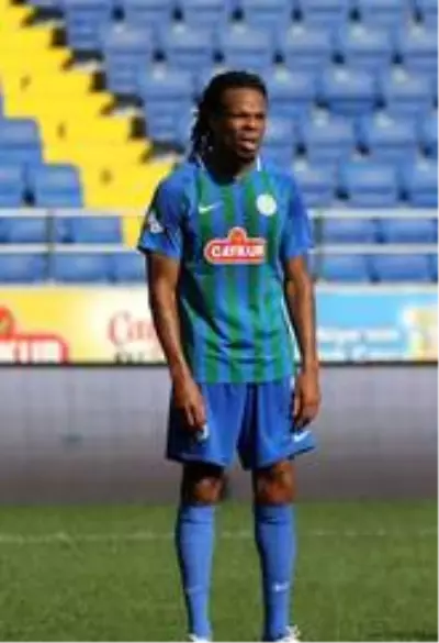 Çaykur Rizespor 3'ncü haftayı berabere tamamladı Çaykur Rizespor 3'ncü haftayı berabere tamamladı