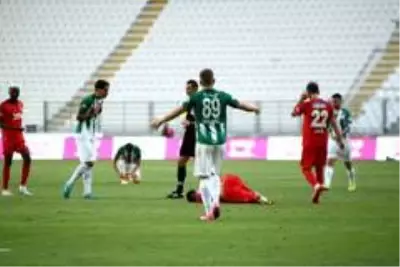 Süper Lig: Konyaspor: 1 Beşiktaş: 0 (İlk yarı) Süper Lig: Konyaspor: 1 Beşiktaş: 0 (İlk yarı)