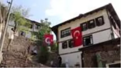 Tarihi Safranbolu evine 'Koruma Duyarlılığı Özel Ödülü' verildi Tarihi Safranbolu evine 'Koruma Duyarlılığı Özel Ödülü' verildi